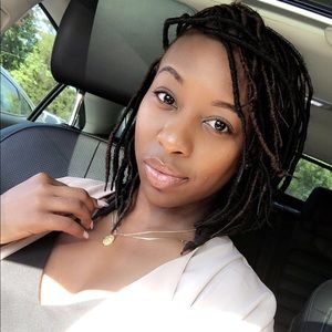 Meet your Posher, Alaina